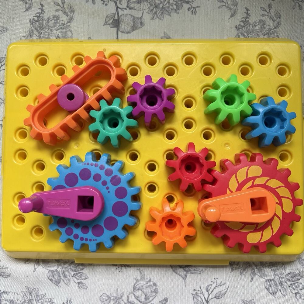 VINTAGE 1990 Playskool Busy Gears Basic Set 100% COMPLETE Cause Effect Toy